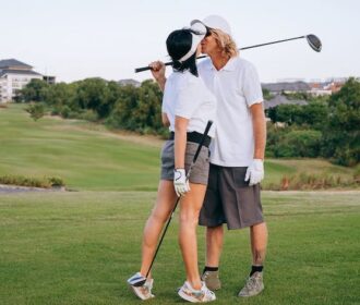 Putting for Love: A Golfer’s Guide to Dating Success